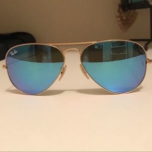 Blue Ray Ban Mirrored sunglasses
